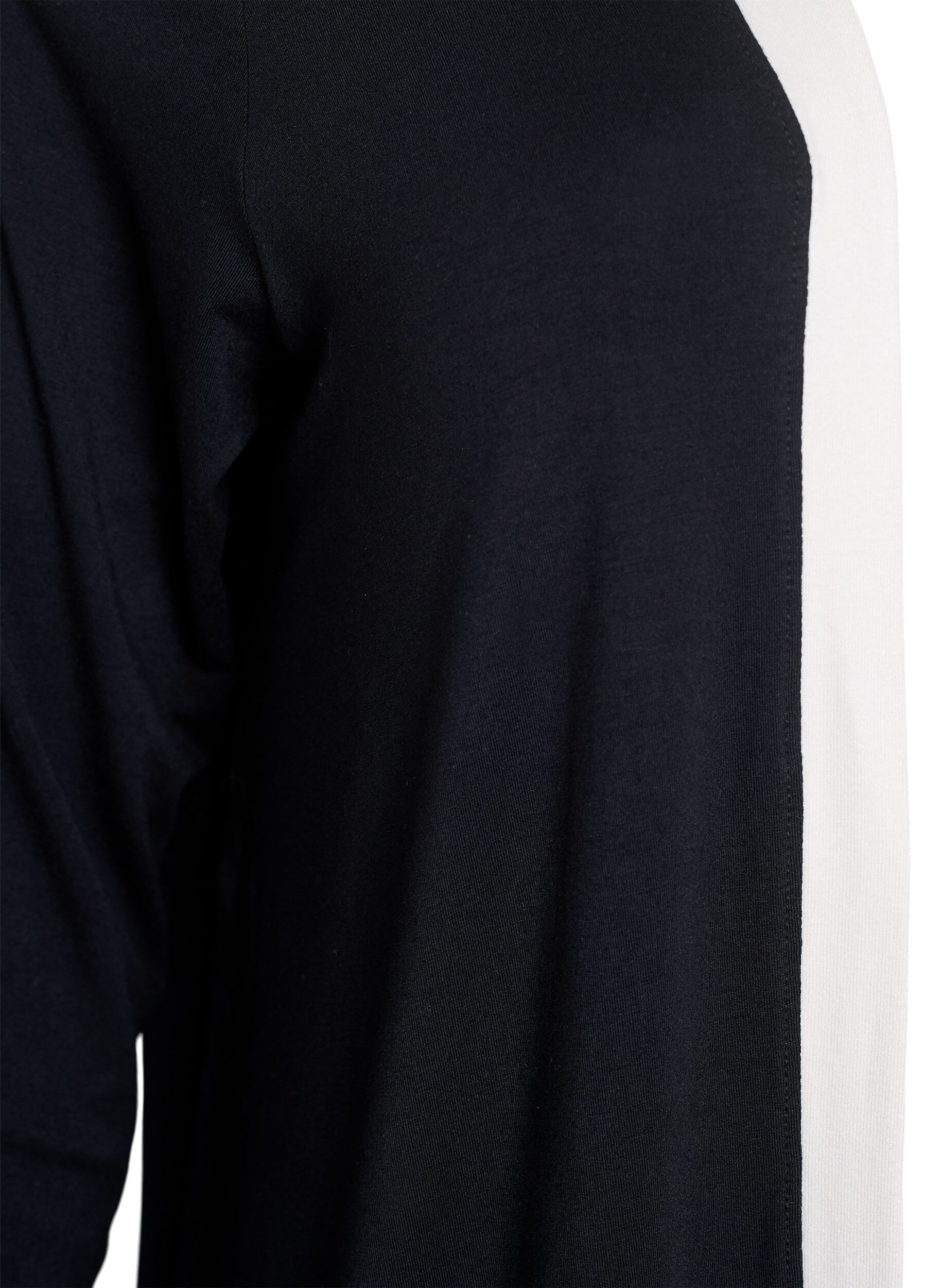 Zizzi Kort kimono i viskose, Svart, Packshot image number 2