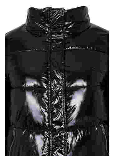 Skinnende vinterjakke med glidelås og knappelukkking, Black, Packshot image number 2