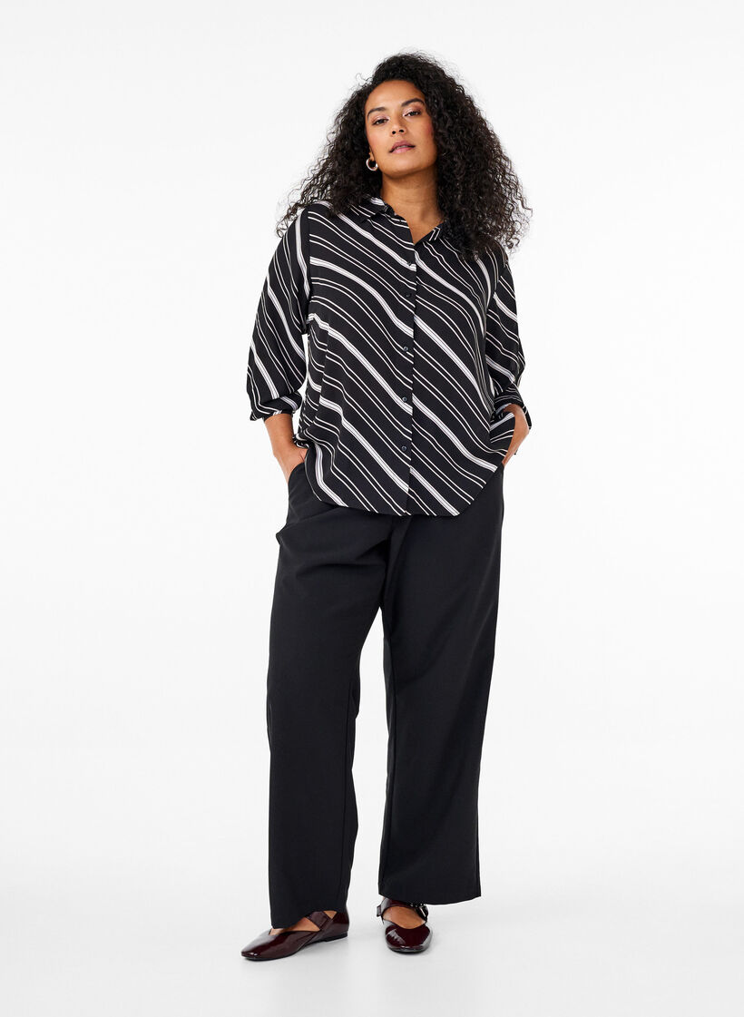 Stripete skjorte med lange ermer, Black Stripe, Model image number 2