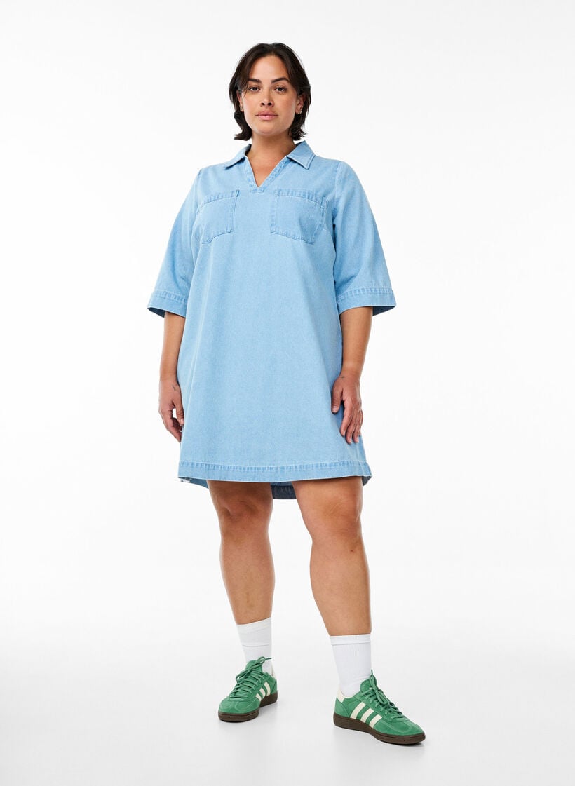 Kort denimkjole med krage og V-hals, Blå, Model image number 1