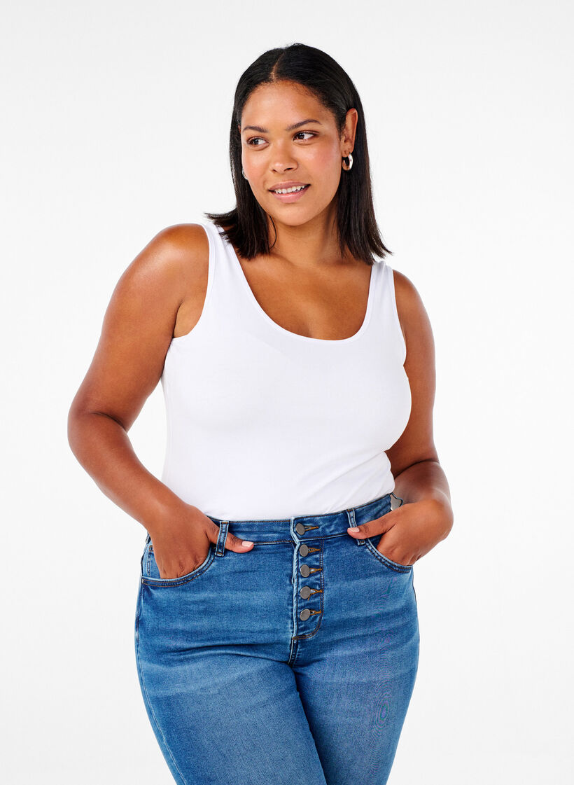 Ensfarget basic topp i bomull, Hvit, Model image number 0