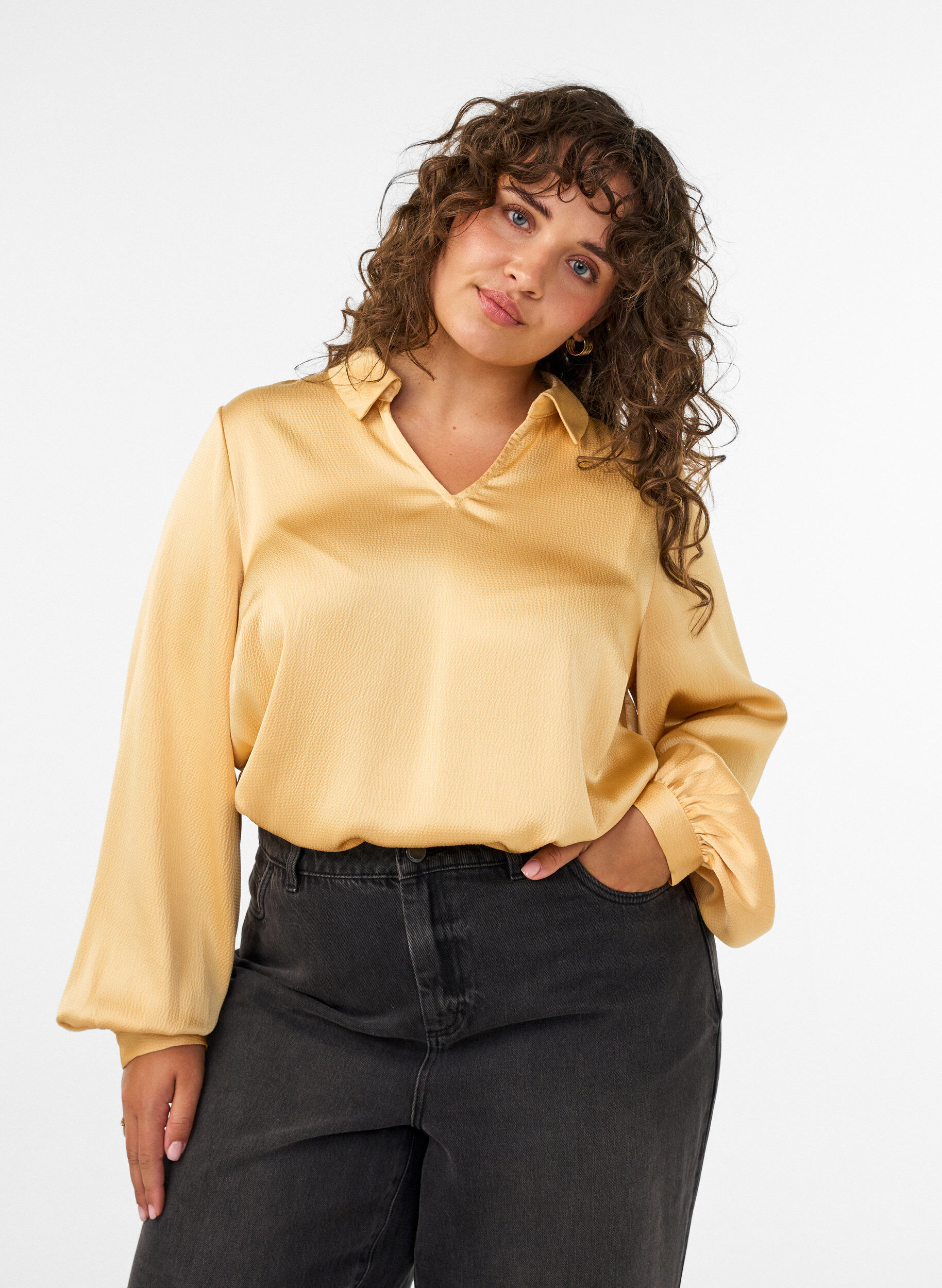 Bluse med skjortekrage og V-hals, Gul, Model