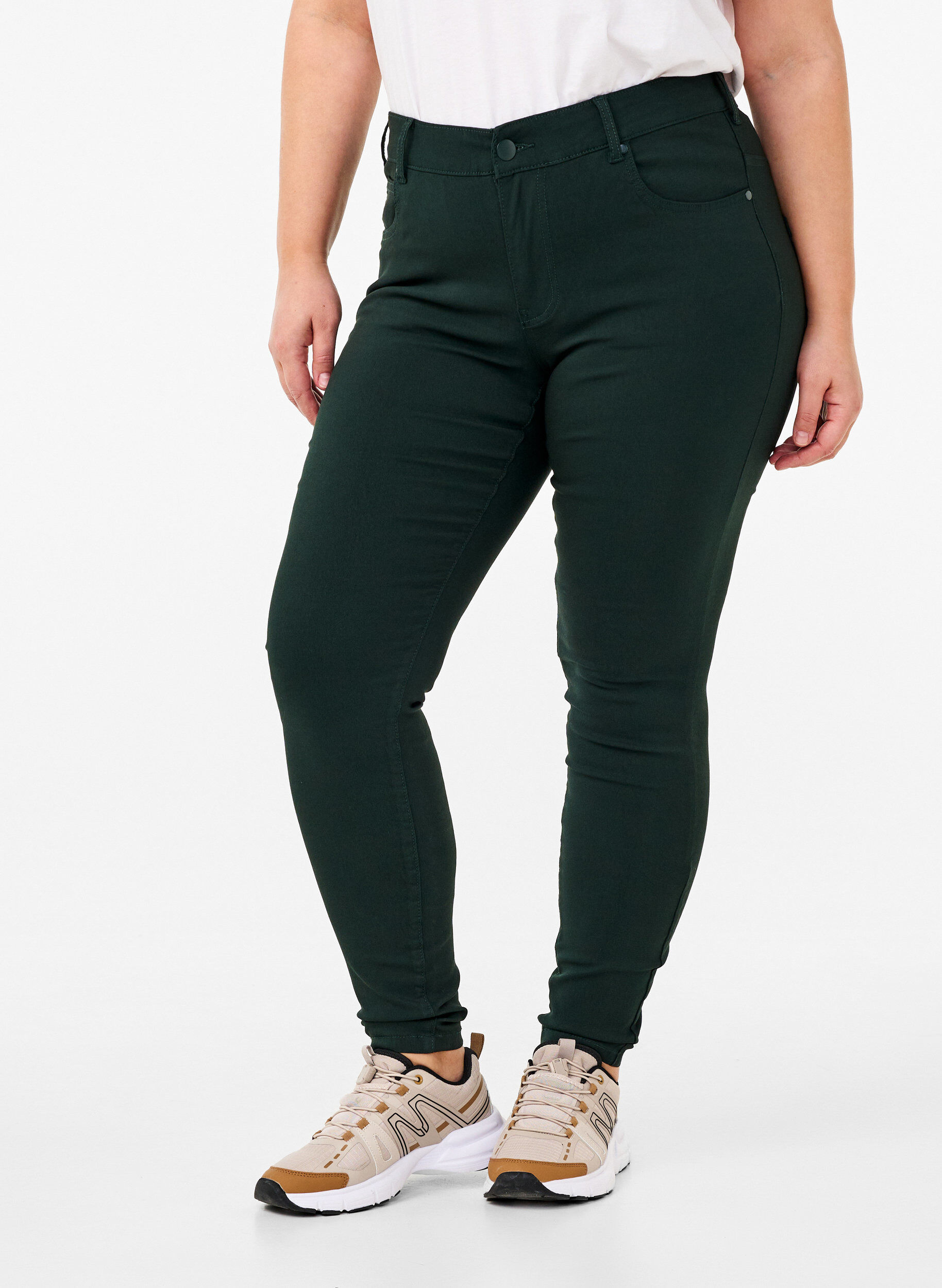 Zizzi Slim fit bukser med lommer, Gr&oslash;nn, Model image number 2
