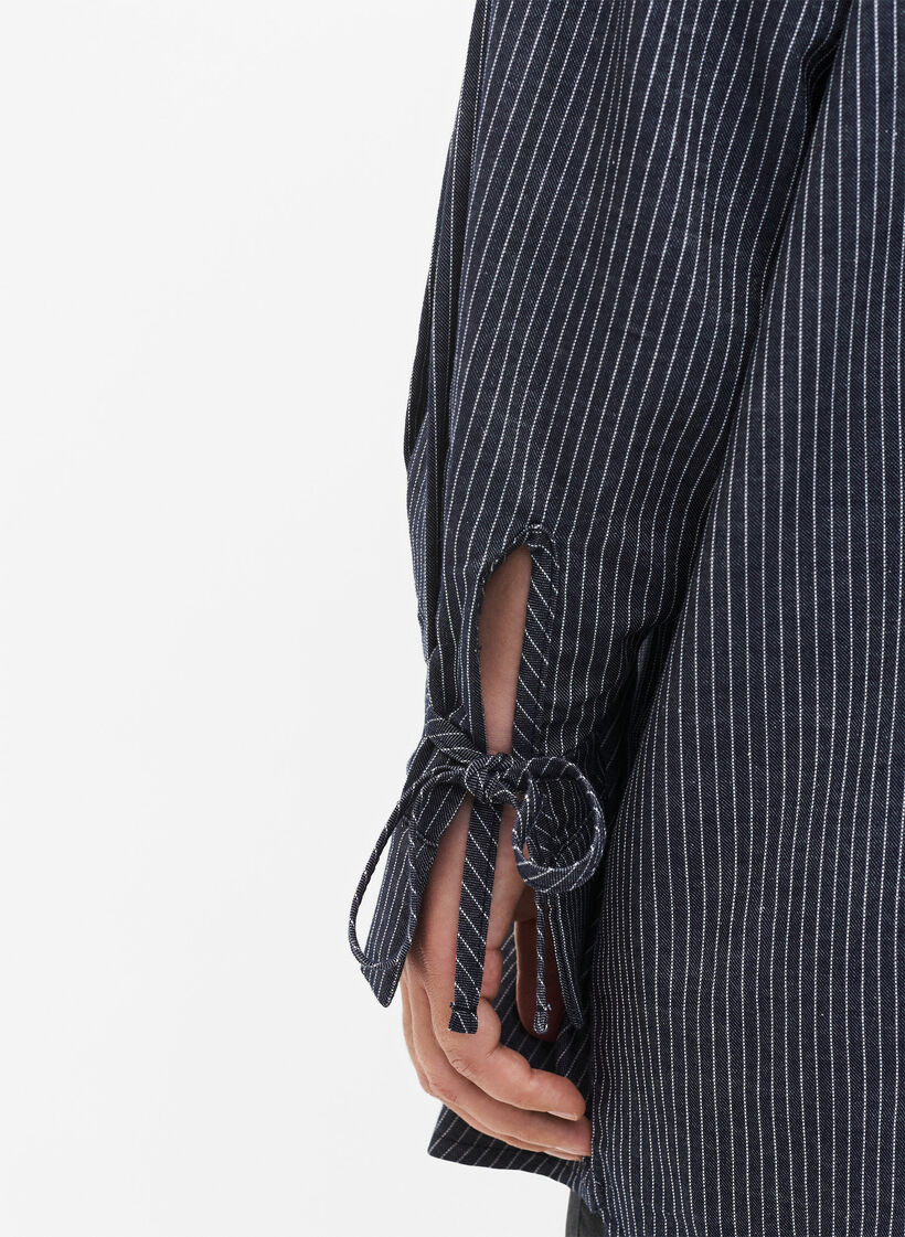 Skjorte med knytting på erm, Navy Stripe, Model image number 2