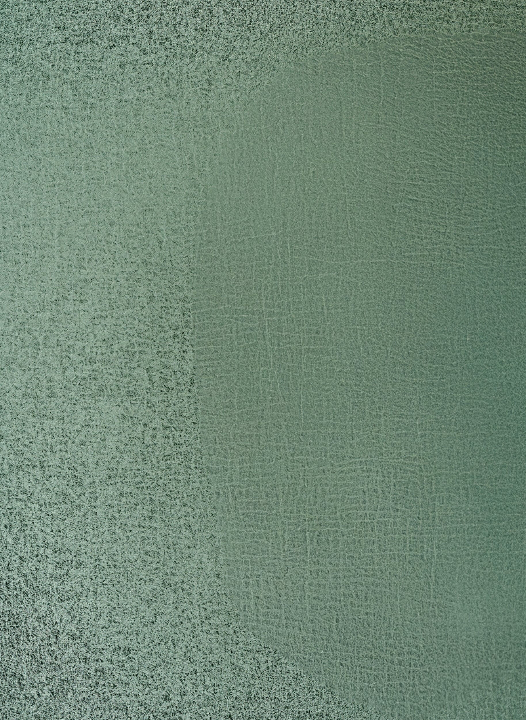 ZizziBluse med V-hals og volanger, Gr&oslash;nn, Packshot image number 2
