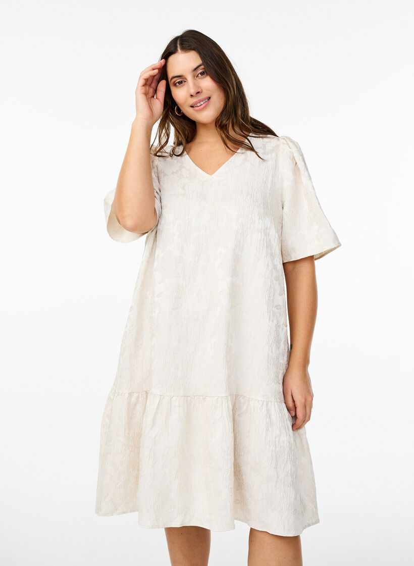 Knelang jacquard kjole med korte ermer, Whisper White, Model