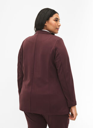 Zizzi Enkel blazer med knappelukking, Mørk Bordeaux, Model image number 1