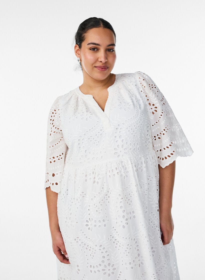 Midikjole med broderie anglaise og empirelinje, Hvit, Model image number 2