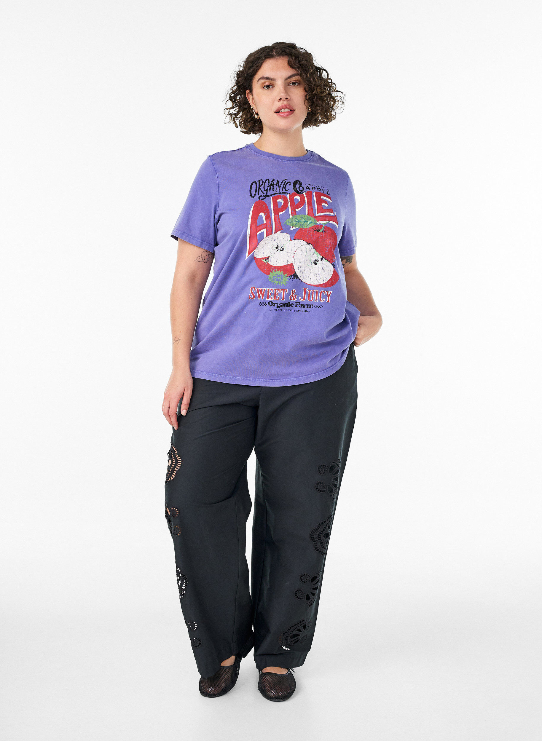 ZizziT-skjorte i bomull med frontprint og vasket look, Lilla, Model image number 1