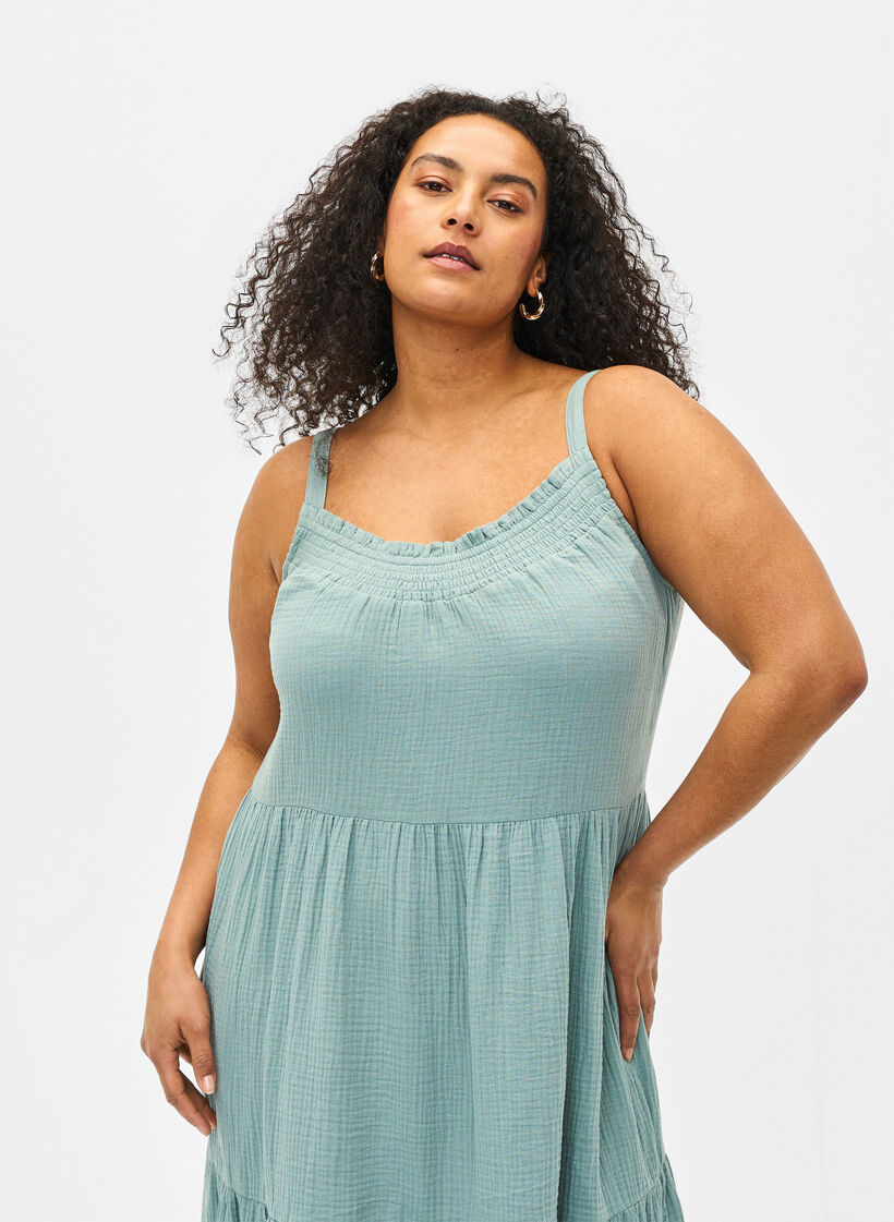 Ensfarget kjole i bomull med stropper, Chinois Green, Model image number 2