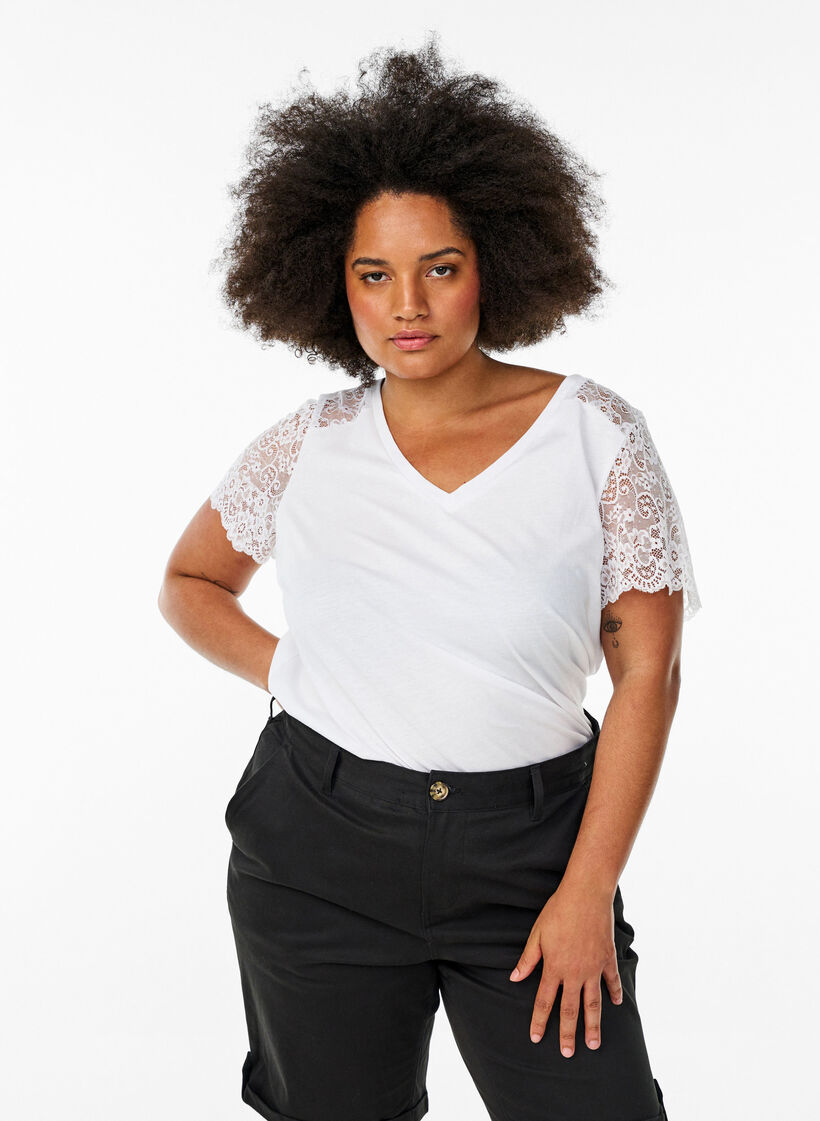 Bomull T-skjorte med korte blonderermer, Hvit, Model image number 0