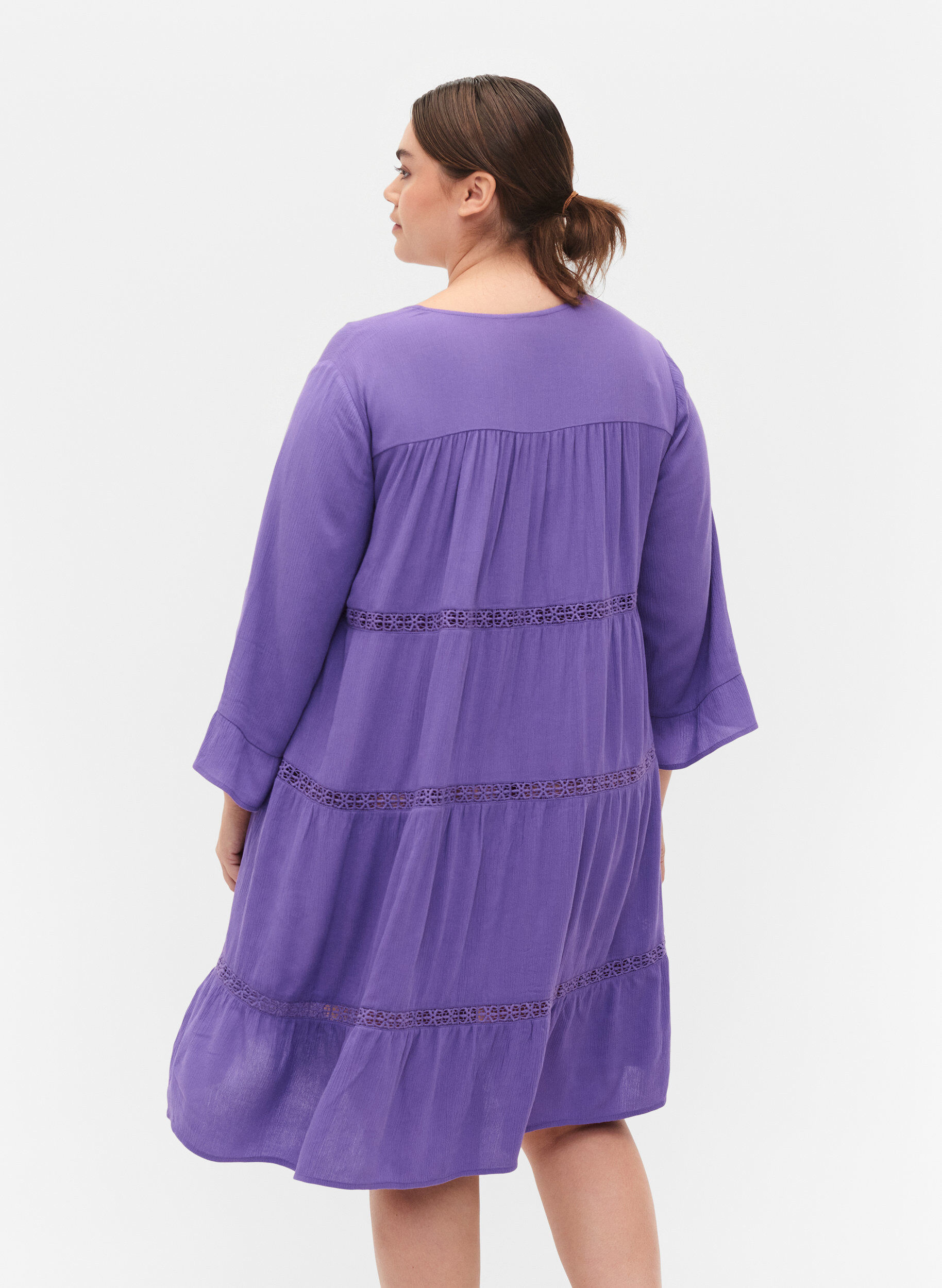ZizziStrandkjole i viskose, Royal Lilac, Model image number 1