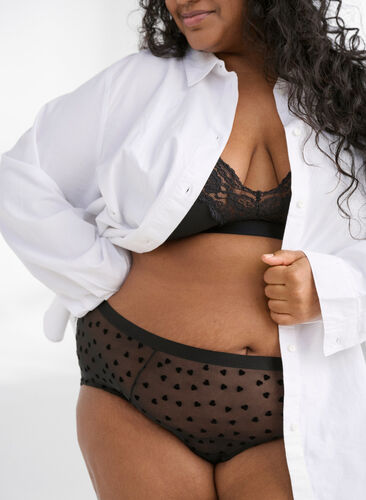 Zizzi Hipster menstruasjonstruser i mesh med hjertedetaljer, Svart, Image image number 0