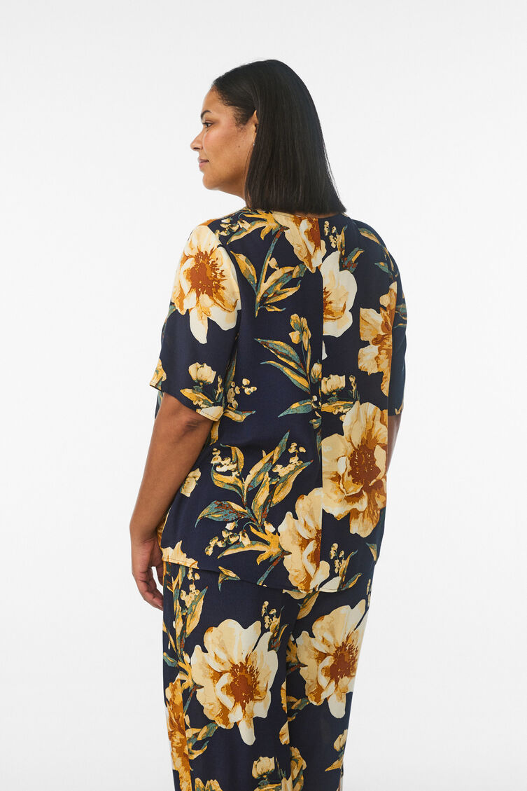 Kortermet bluse i viskose med trykk, Bl&aring;, Model image number 2