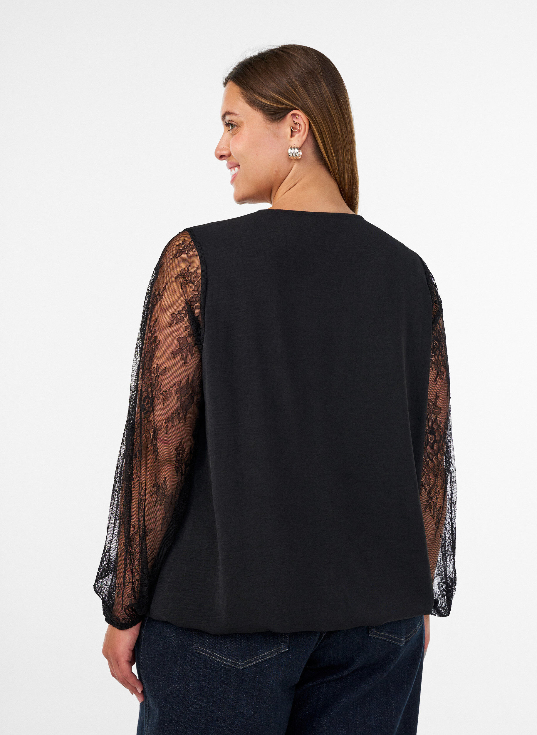 ZizziBluse med ballongermer i blonder, Svart, Model image number 2