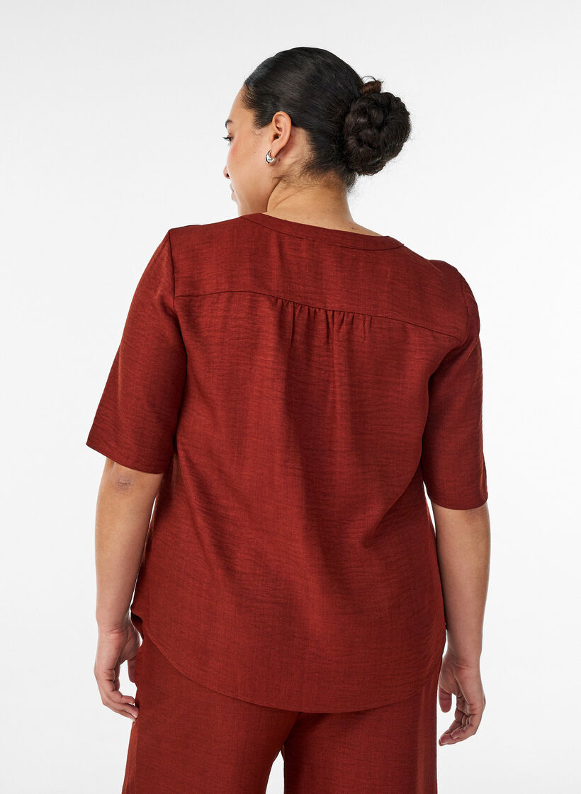 Skjortebluse med V-hals og korte ermer, R&oslash;d, Model image number 2
