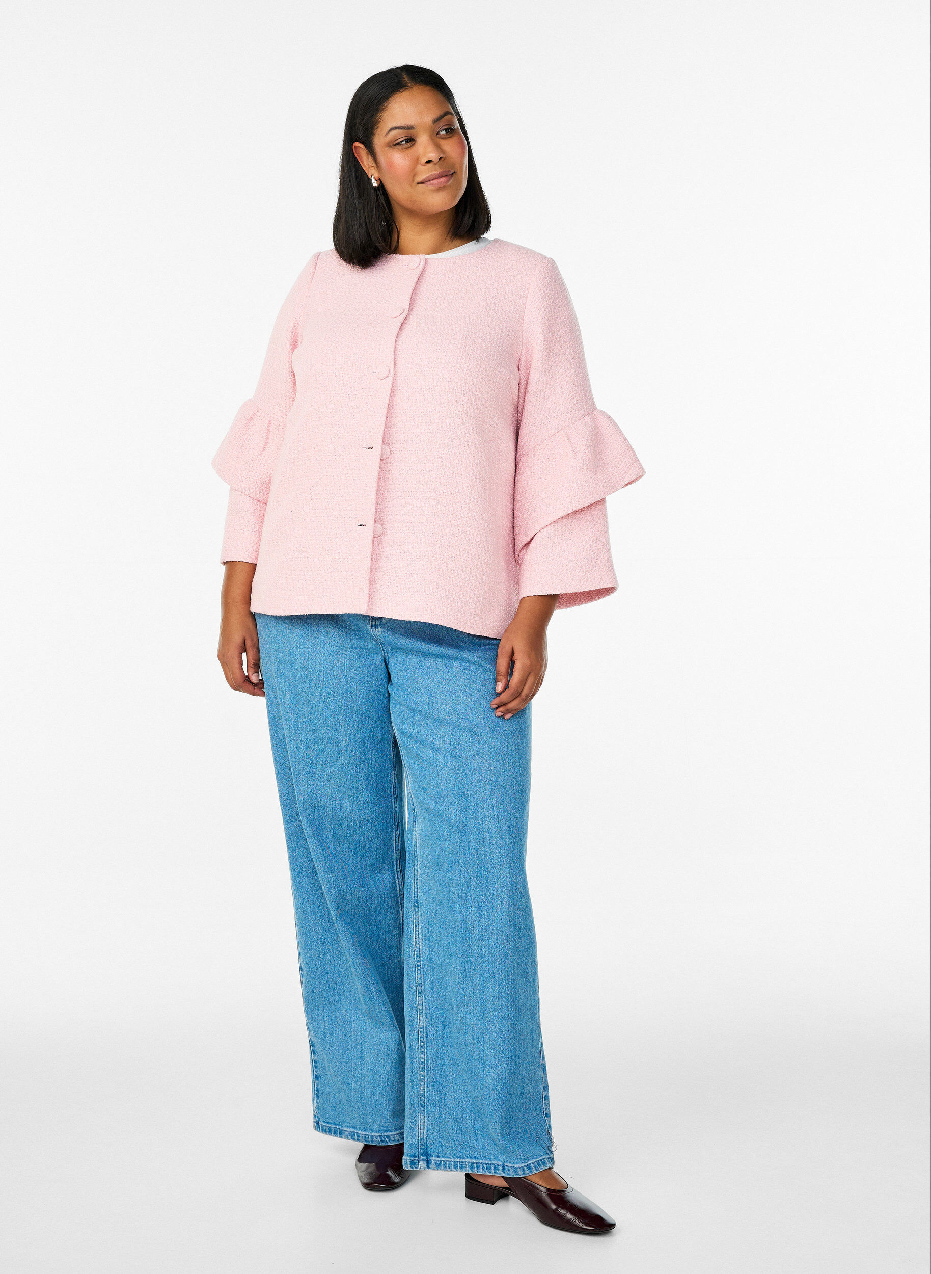 ZizziBoucl&eacute;-jakke med rysjedetaljer, Rosa, Model image number 1