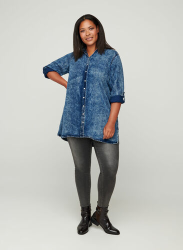 Lang skjorte i lyocell, Denim blue stone wash, Model image number 2
