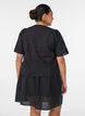 Bluse i broderie anglaise med knappelukking, Svart, Model image number 2