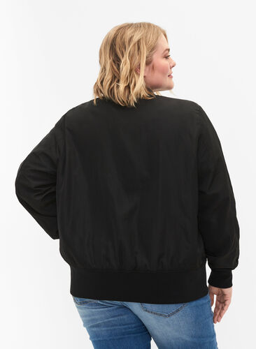 Bomberjakke med lommer, Black, Model image number 1
