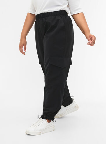 Kort cargobukse med justerbar elastikk, Black, Model image number 2
