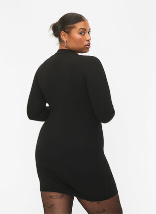 Tettsittende kjole med cut-out detaljer, Black, Model image number 1