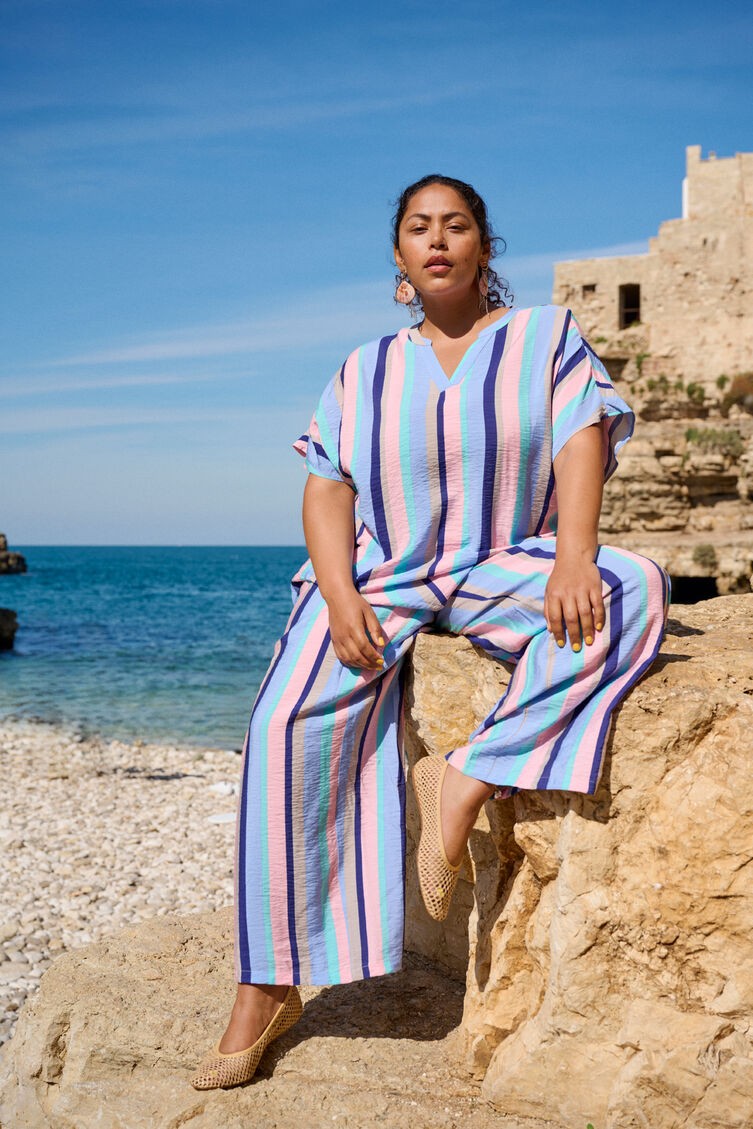 Pastellstripet sett, , Model