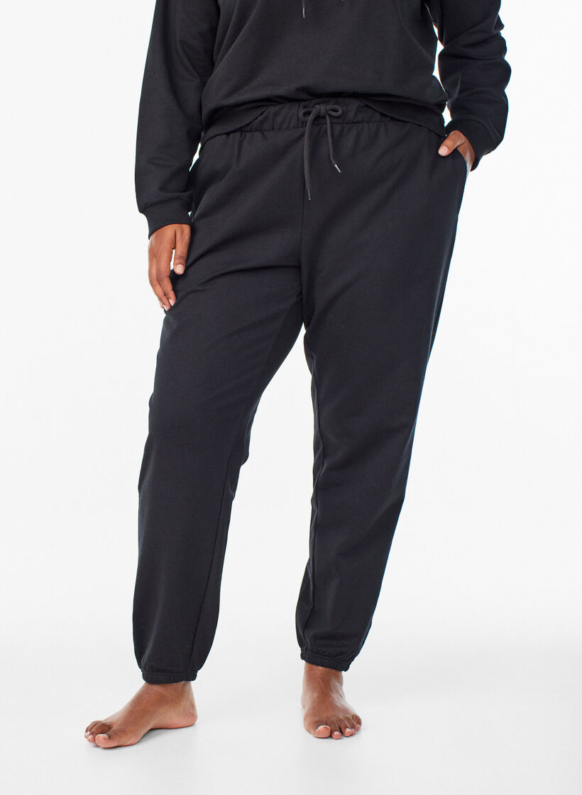 Joggebukser med lommer, Svart, Model image number 2
