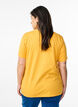 Basic T-skjorte i bomull med rund hals, Gul, Model image number 2