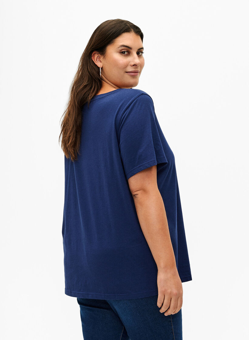 T-skjorte i bomull med rund hals og trykk, Medieval B.W. Hearts, Model image number 1