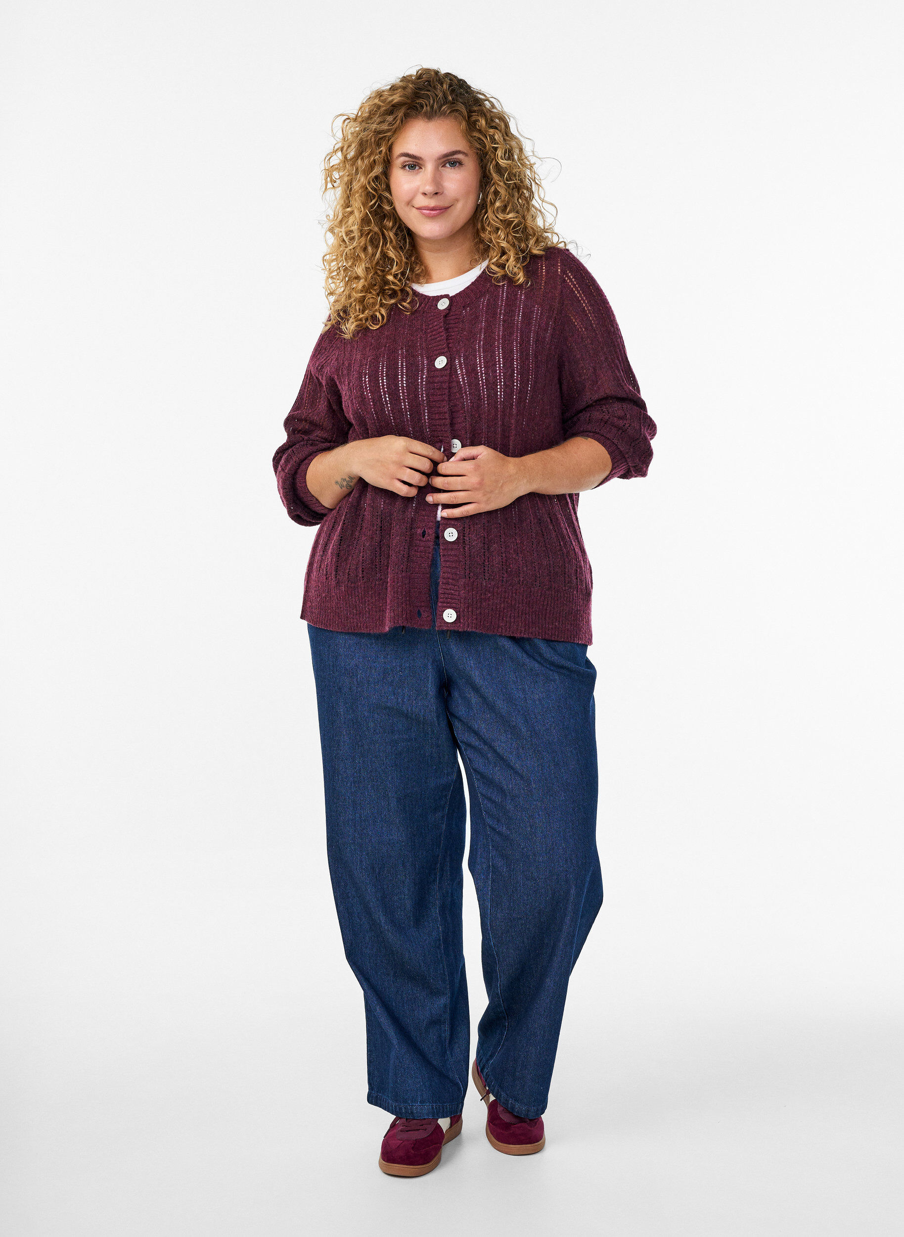 ZizziStrikket cardigan med &aring;pent m&oslash;nster, M&oslash;rk Bordeaux, Model image number 1