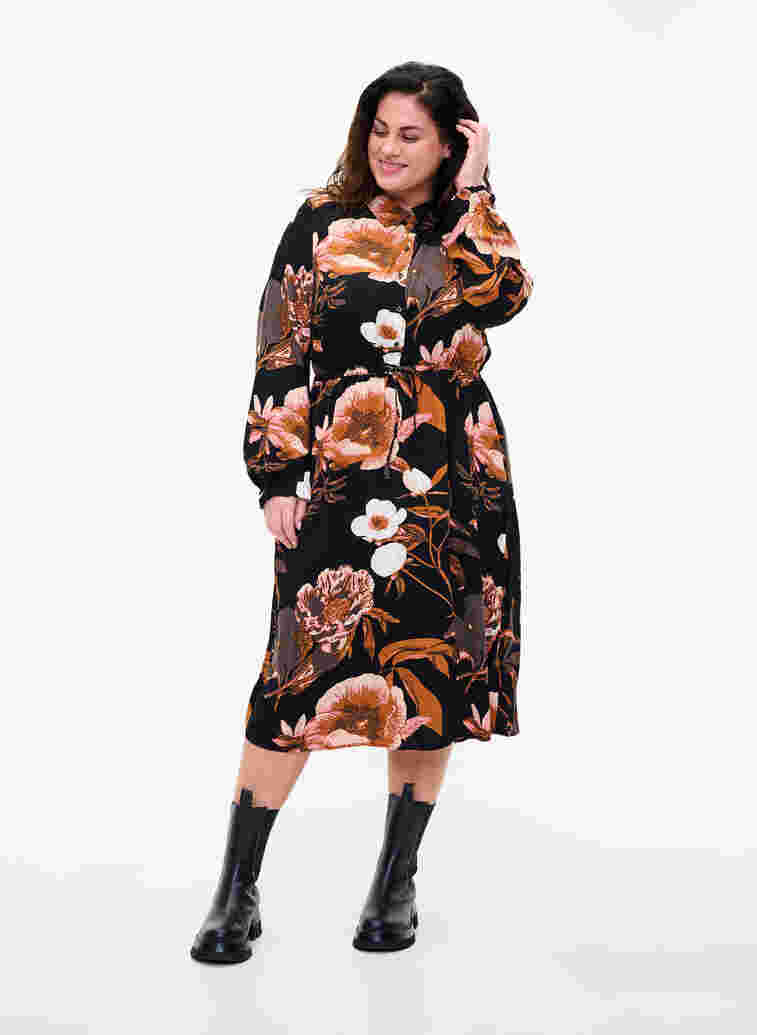 Blomstrete kjole i viskose med knyting, Black Flower AOP, Model image number 0