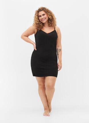 Zizzi Lang basistopp i bomull, Svart, Model image number 1