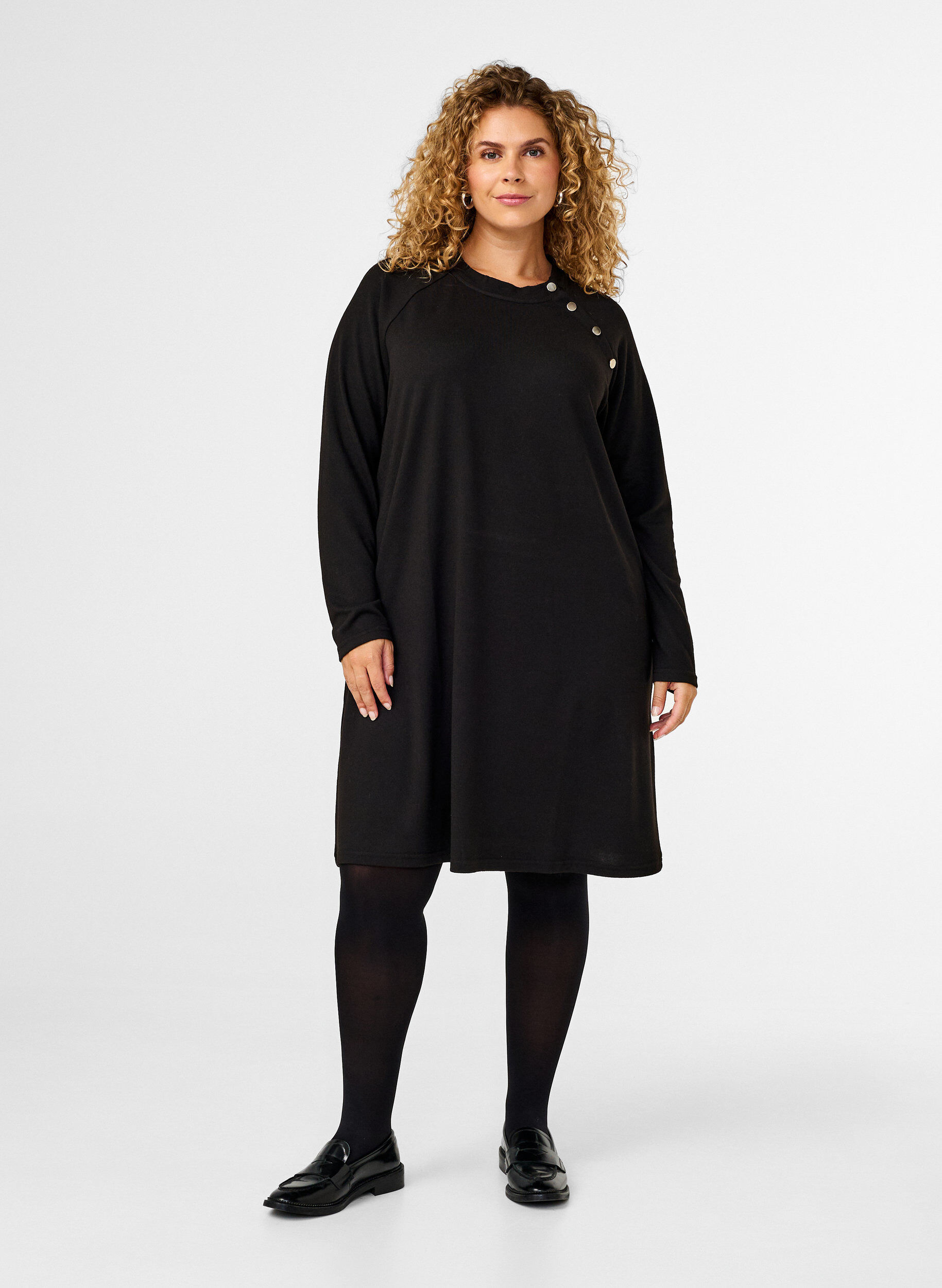 Zizzi Jerseykjole med knapper, Black, Model image number 2