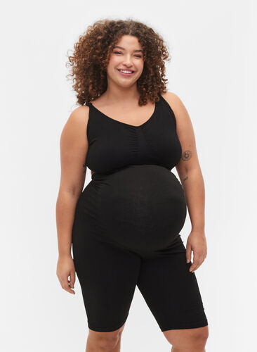 Zizzi Tettsittende gravidshorts i bomull, Svart, Model image number 0