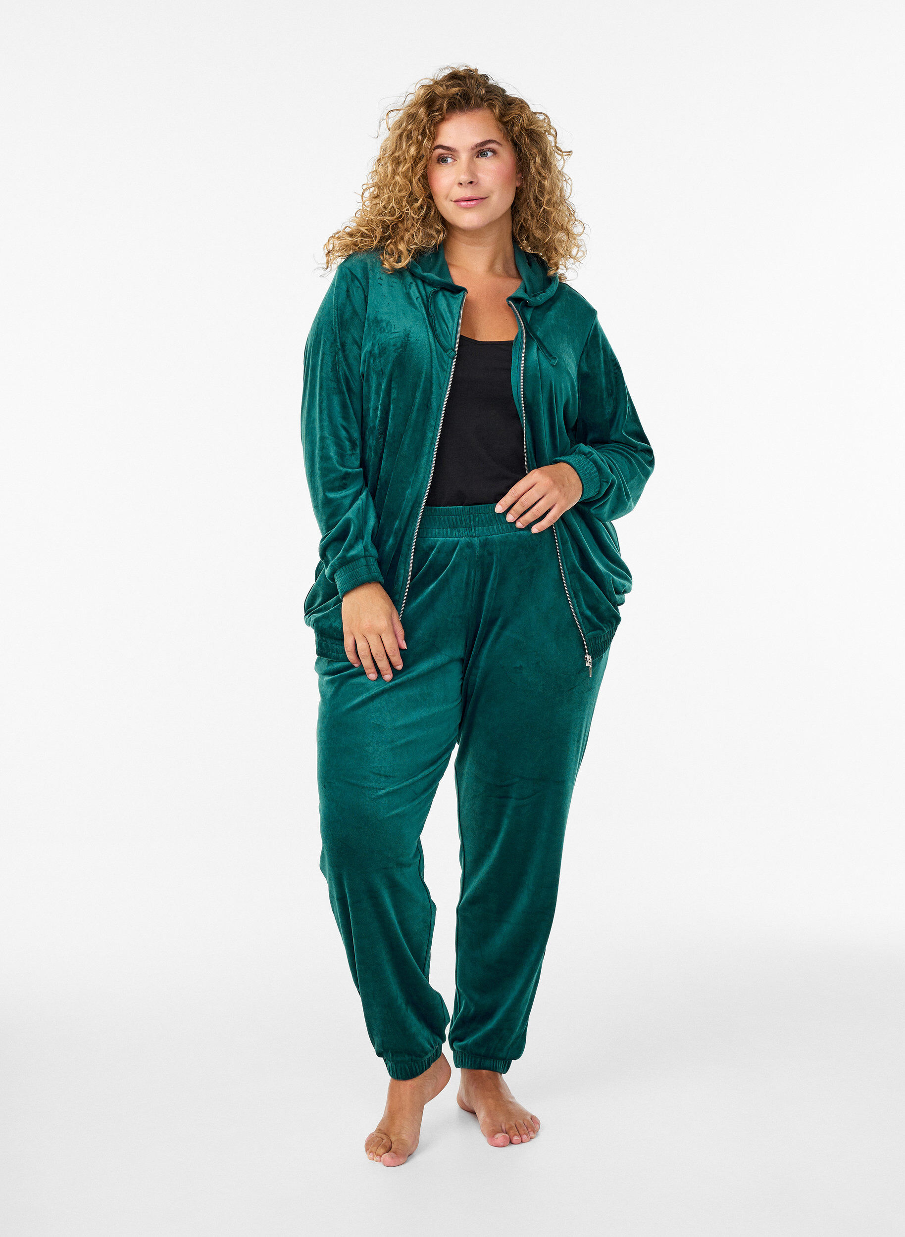 Zizzi Velour cardigan med glidel&aring;s og hette, Gr&oslash;nn, Model image number 1