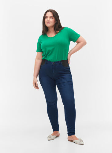 Super slim Amy jeans med strikk i livet, Dark blue, Model image number 0