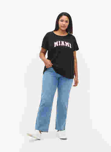 T-skjorte i bomull med mønsterdetalj, Black MIAMI, Model image number 2