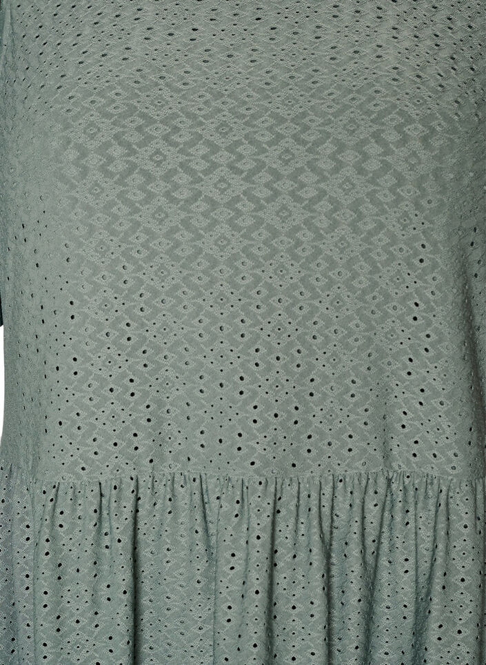 Kort kjole med blondem&oslash;nster og lagdelt skj&oslash;rt, Gr&oslash;nn, Packshot image number 2