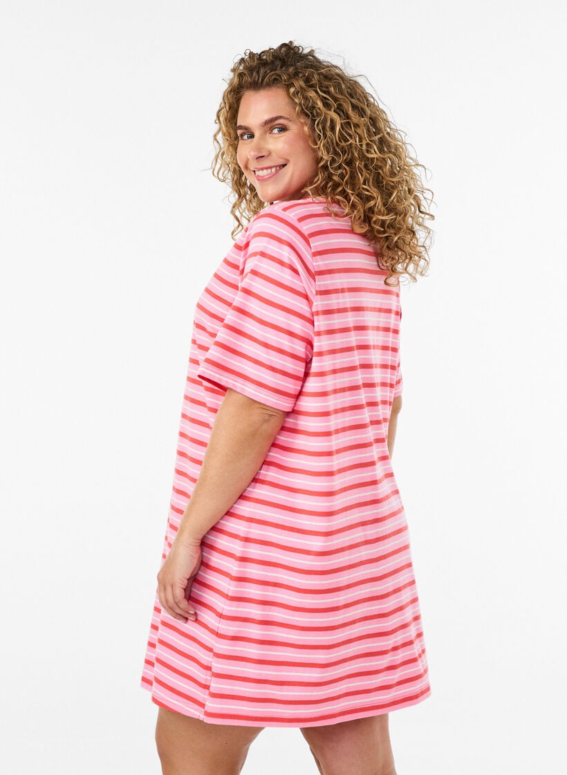 Lang oversized stripete T-skjorte i &oslash;kologisk bomull, Rosa, Model image number 2