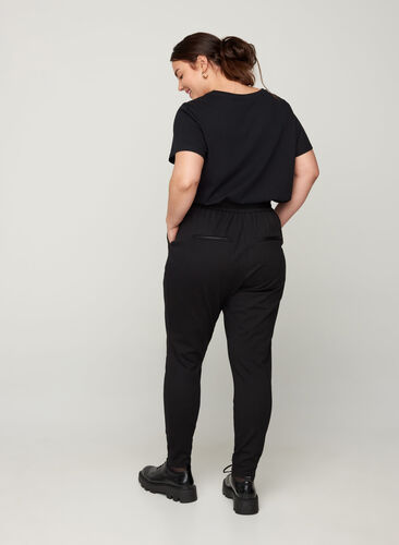 Cropped ensfargede bukser, Black, Model image number 1
