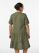 Kort A-linjekjole i bomullsmuslin, Gr&oslash;nn, Model image number 2