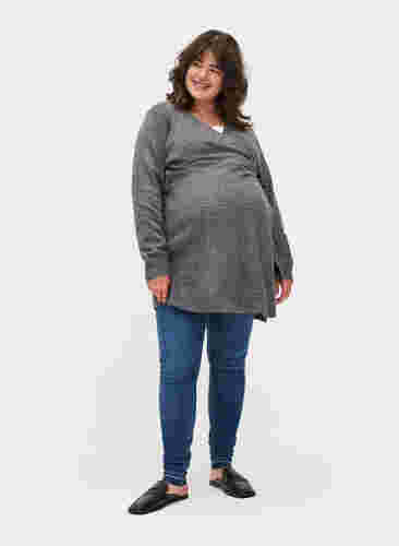 Melert strikkegenser med omslagseffekt til gravide, Medium Grey Melange, Model image number 2