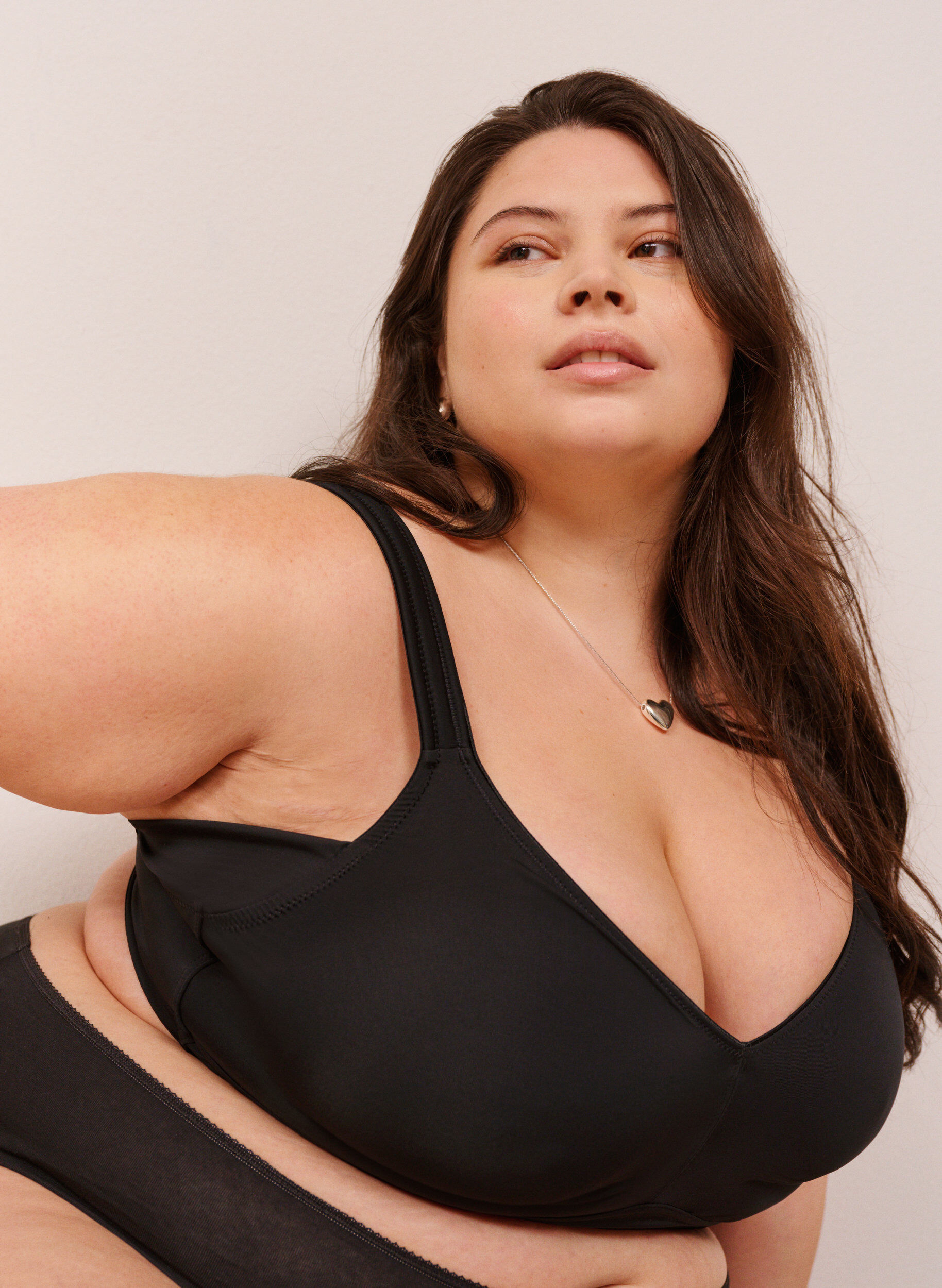 ZizziKomfort-BH med polstrede stropper, Svart, Image image number 0