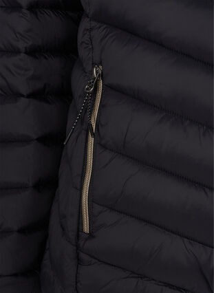 Lett jakke med quiltet mønster, hette og lommer, Black, Packshot image number 3
