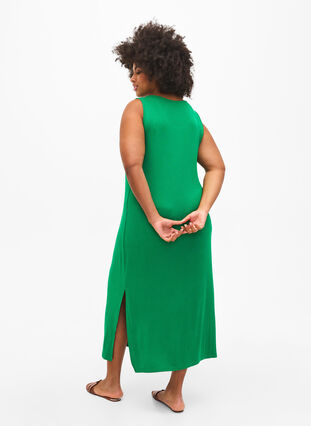 Ermeløs kjole i ribbestrikket viskose, Jolly Green, Model image number 1