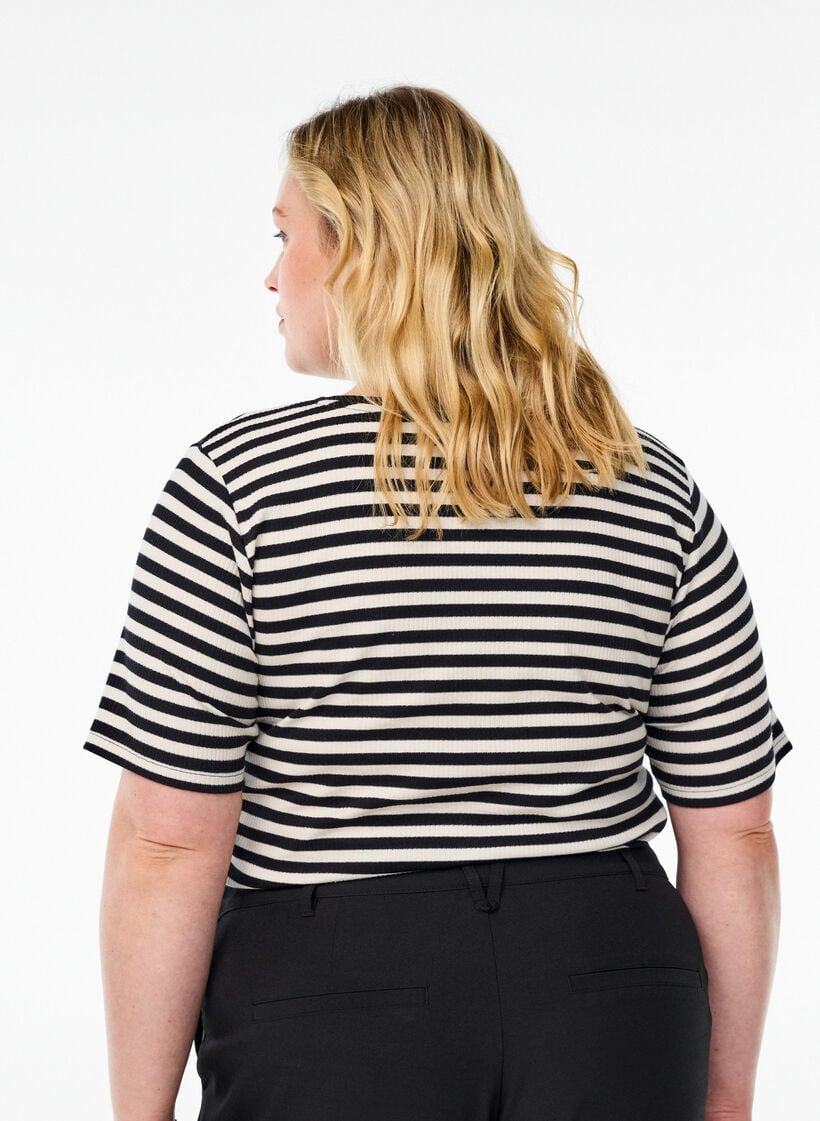 T-shirt med striper og ribbestrikket struktur, Svart, Model image number 2