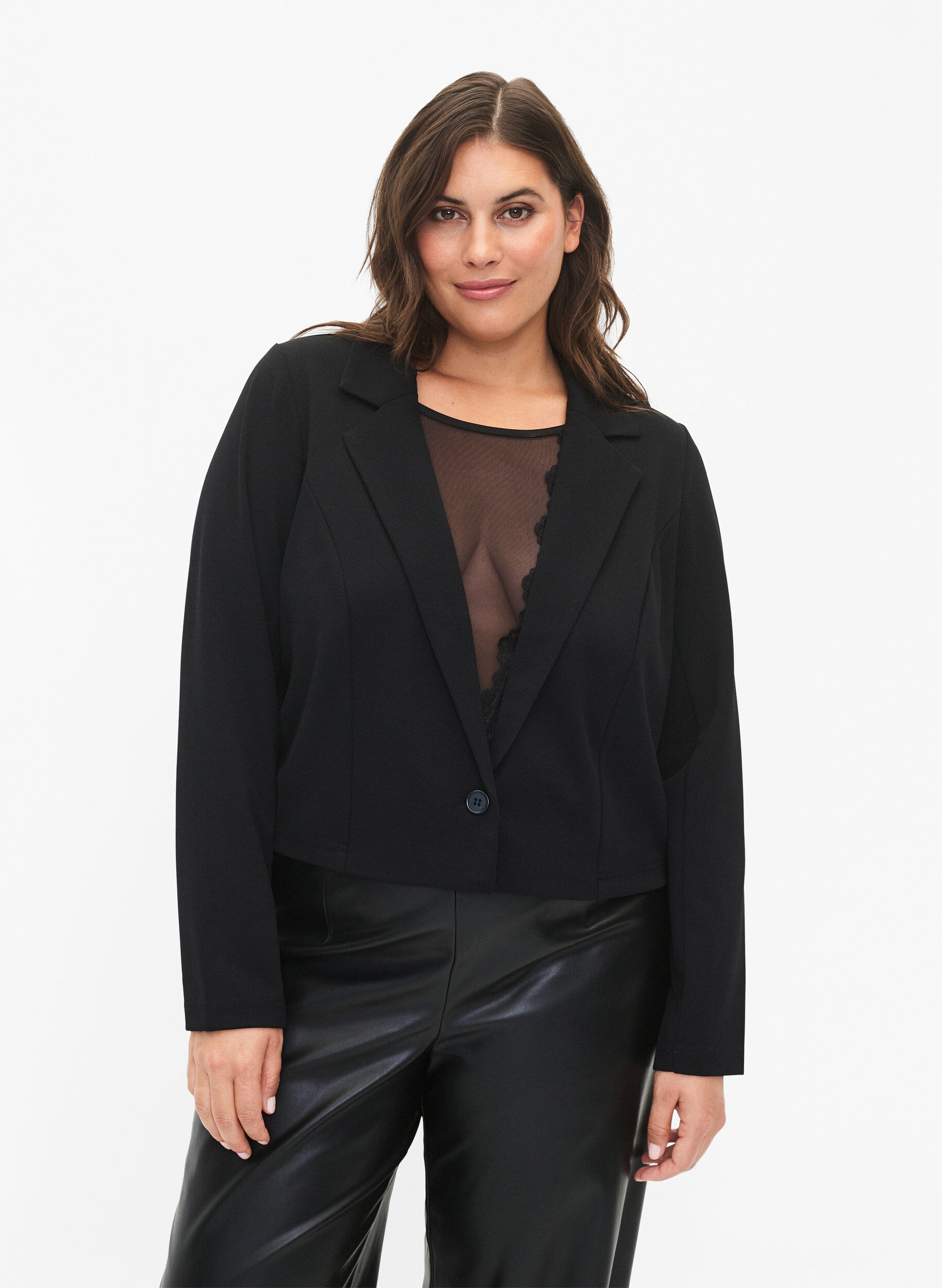 Zizzi Kort blazer med knapp, Black, Model image number 0