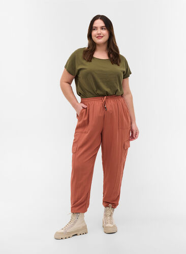 T-skjorte i bomullsmiks, Ivy Green, Model image number 3
