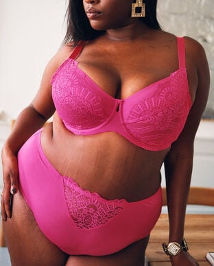 Zizzi Rosa sett med blonder , , Model